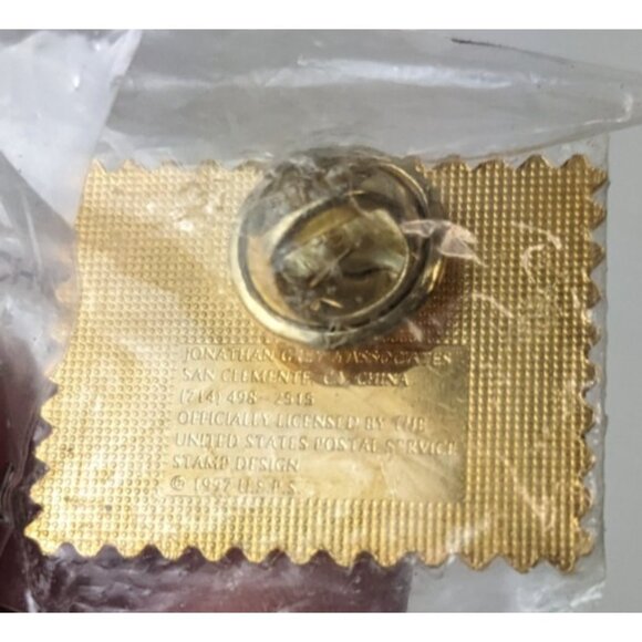 Kwanzaa USPS Lapel Pin Vintage 1997 US Holiday Celebrations 32¢ Stamp NOS - Picture 4 of 4